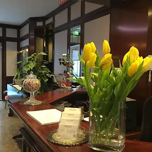 4* Hotel Exquisit