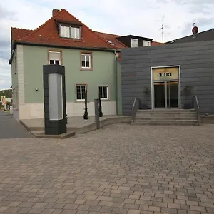 3* Hotel Tari